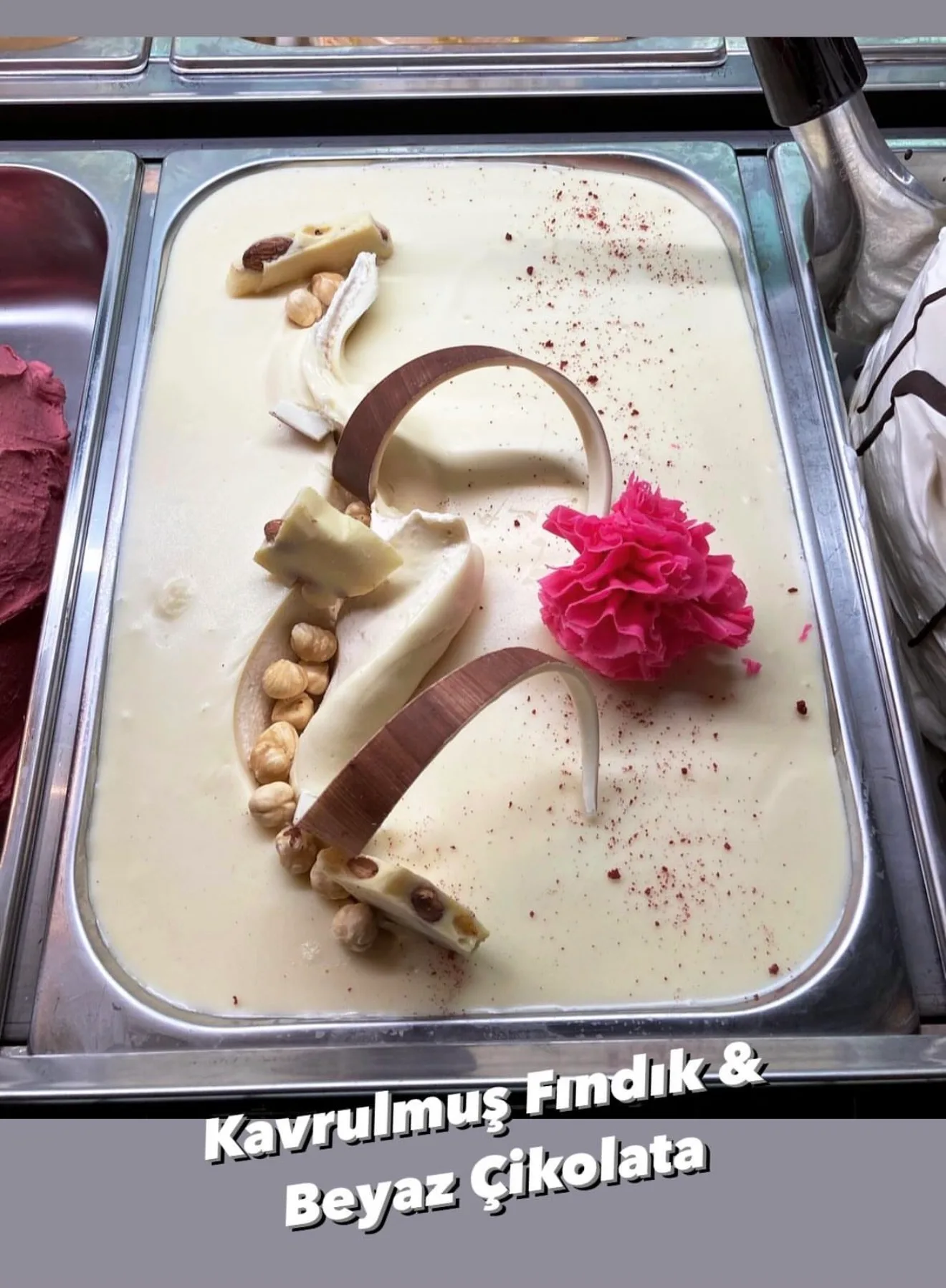 Kavrulmuş Fındık & Beyaz Çikolata
