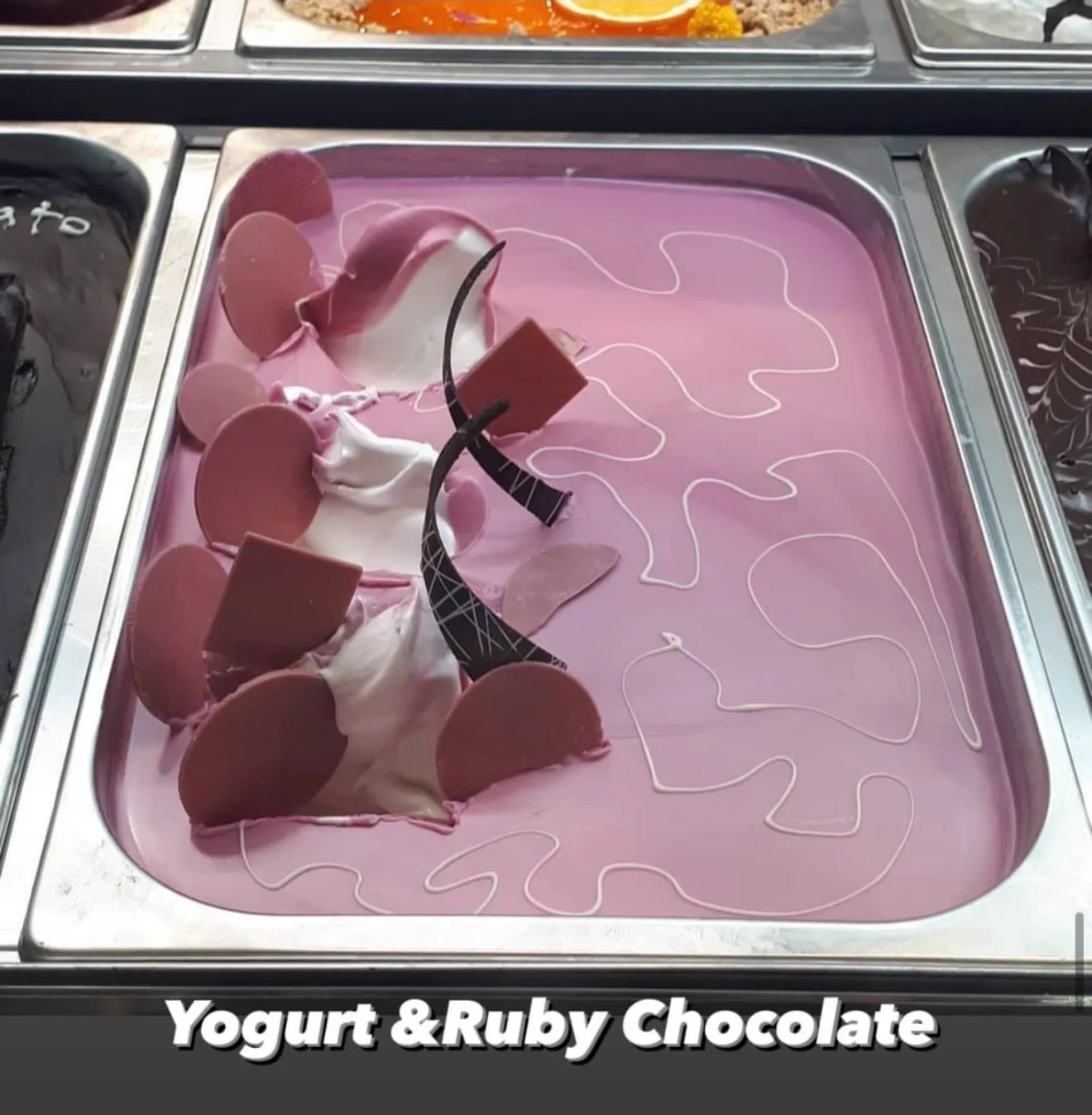Yoğurt & Ruby Chocolate